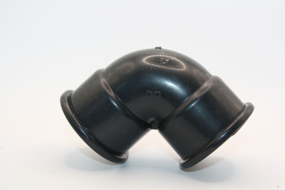 КОЛЯНО С ВЪТРЕШНА РЕЗБА